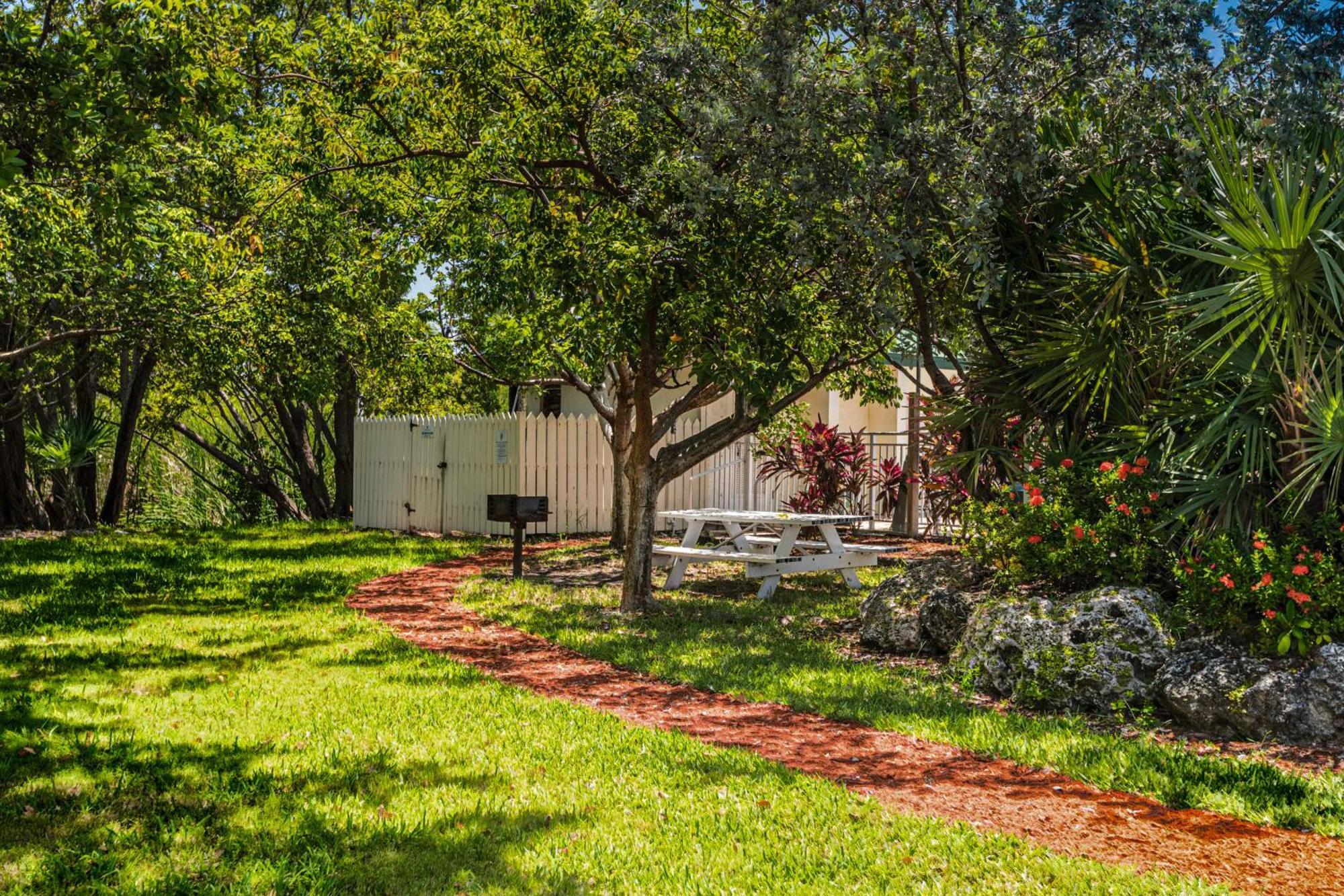 Sunrise Suites Barbados Suite #204 Cayo Hueso Exterior foto